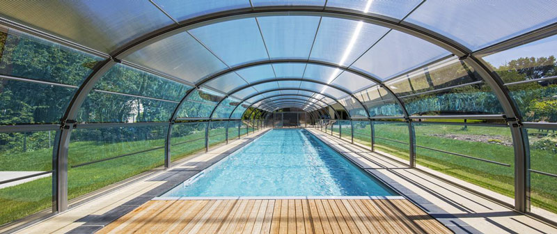 Abri bas Modern sans rail pour piscine - Europa abri